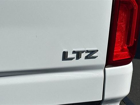 Used 2022 Chevrolet Silverado 2500 LTZ w/ Safety Package image 50
