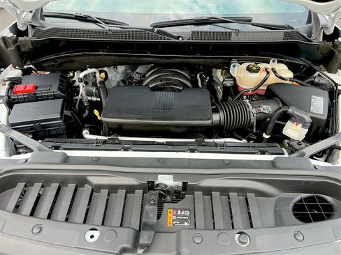 Certified 2019 Chevrolet Silverado 1500 High Country w/ High Country Premium Package image 23