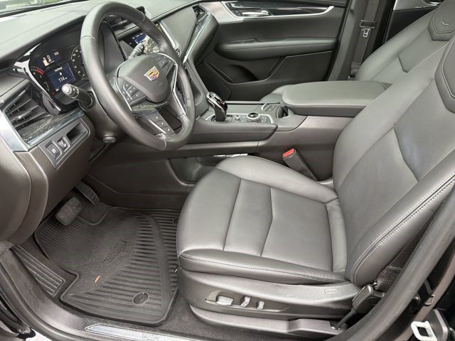 Certified 2023 Cadillac XT5 Premium Luxury FWD image 7