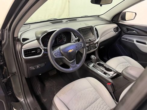 Used 2019 Chevrolet Equinox LS w/ LS Convenience Package FWD image 20