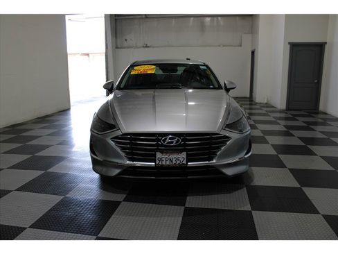 Used 2020 Hyundai Sonata SE image 3