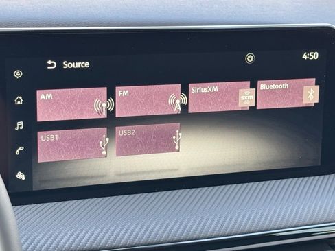 New 2025 Nissan Kicks SR image 22