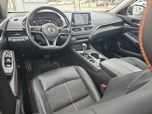 Used 2019 Nissan Altima 2.5 SR w/ SR Premium Package AWD/4WD image 22