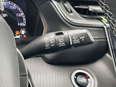 New 2025 Jeep Grand Cherokee Laredo w/ Luxury Tech Group I image 34