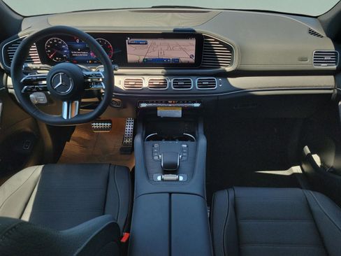 New 2026 Mercedes-Benz GLS 450 4MATIC image 11