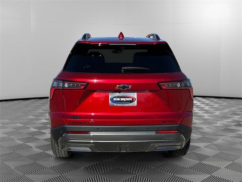 New 2026 Chevrolet Equinox ACTIV image 4