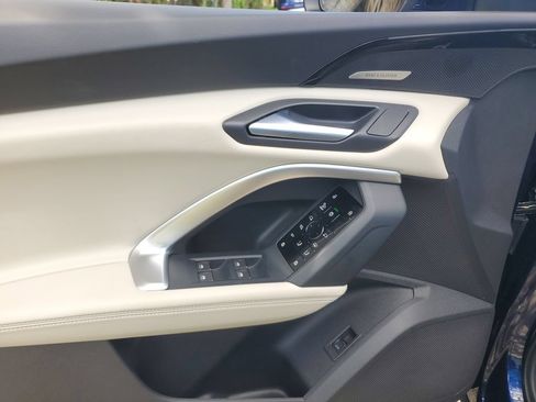 Certified 2025 Audi Q5 Premium Plus w/ Premium Plus AWD/4WD image 25