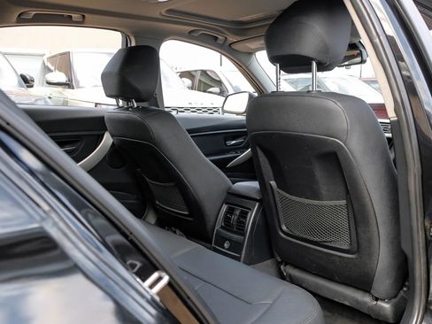 Used 2018 BMW 320i Sedan image 45