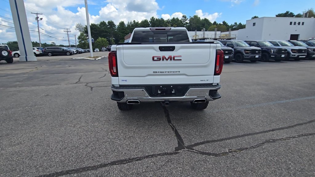 Used 2022 GMC Sierra 1500 SLT w/ SLT Premium Plus Package AWD/4WD image 19