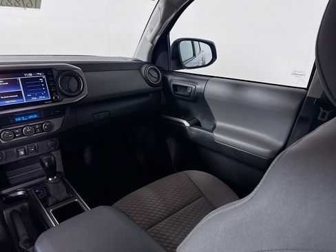 Certified 2023 Toyota Tacoma SR5 AWD/4WD image 21