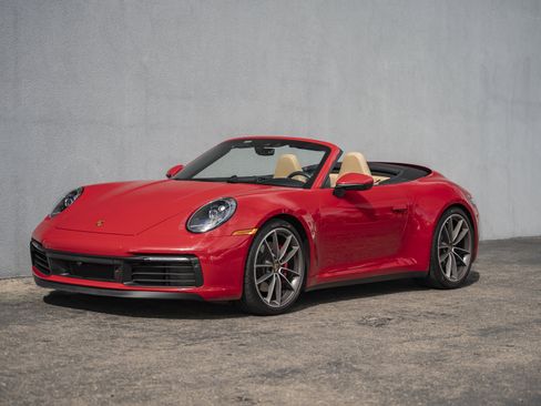 Used 2023 Porsche 911 Carrera 4S image 1