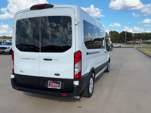 Used 2025 Ford Transit 350 XLT RWD image 8