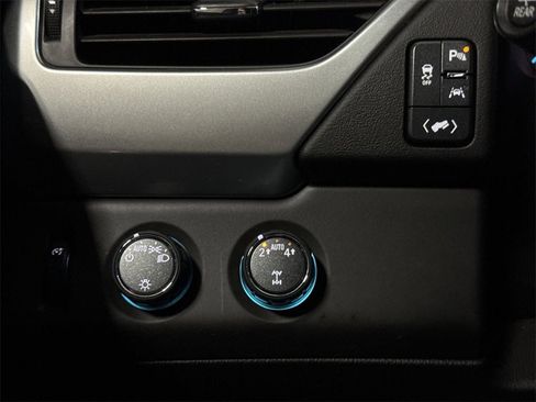 Used 2019 Chevrolet Tahoe LT image 18