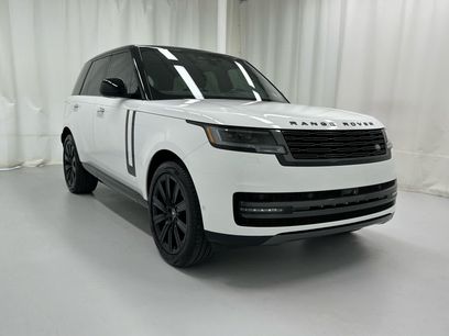 Used 2025 Land Rover Range Rover SE