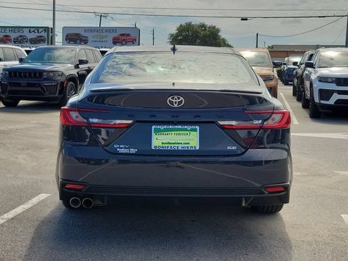 Used 2025 Toyota Camry SE w/ Multimedia Upgrade Package FWD image 5