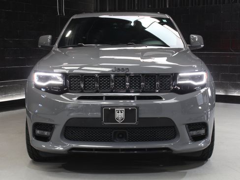 Used 2020 Jeep Grand Cherokee SRT AWD/4WD image 8