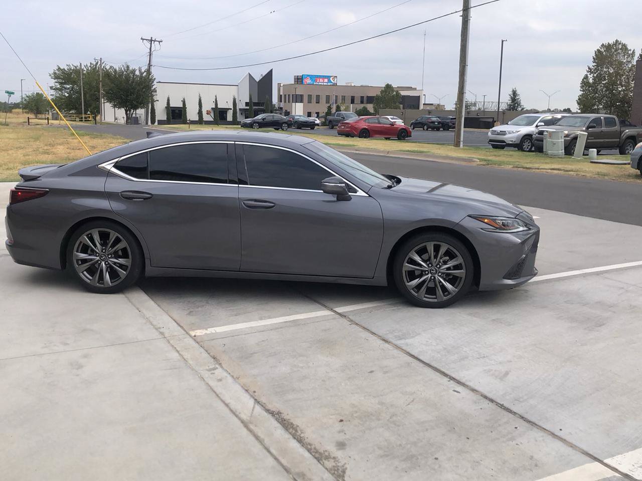Used 2019 Lexus ES 350 F Sport w/ Accessory Package FWD image 7