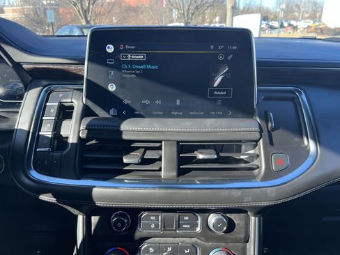 Used 2022 Chevrolet Tahoe LT w/ Luxury Package image 18