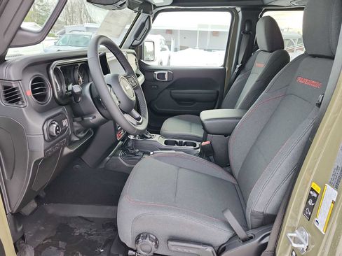 New 2026 Jeep Gladiator Rubicon w/ Steel Bumper Group image 11