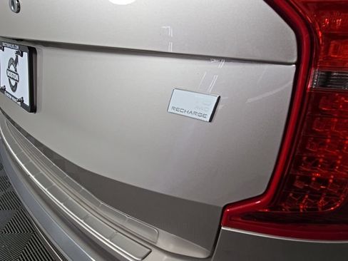 Used 2024 Volvo XC90 T8 Plus AWD/4WD image 13