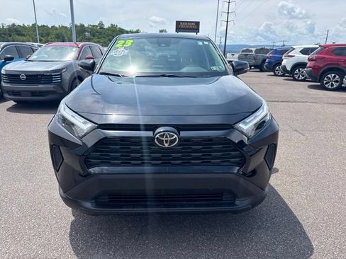 Used 2023 Toyota RAV4 LE AWD/4WD image 2