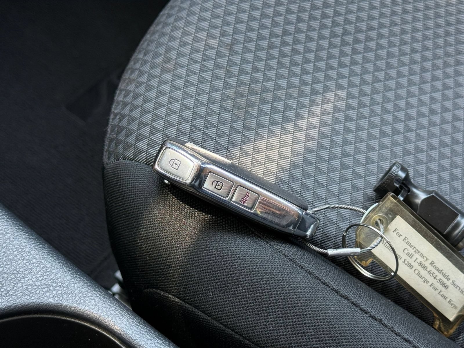 Used 2025 Kia Soul LX w/ LX Technology Package FWD image 20