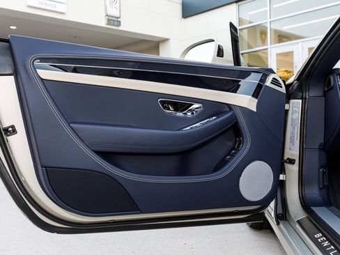 New 2026 Bentley Continental GTC image 29