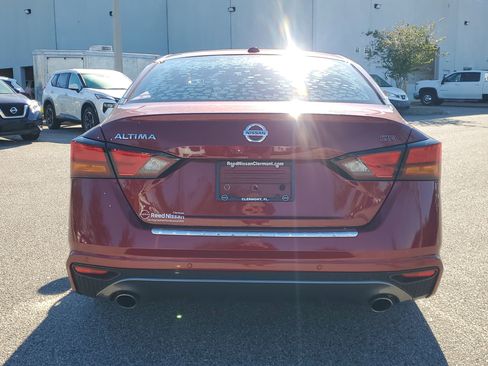 Certified 2021 Nissan Altima 2.5 SR image 6