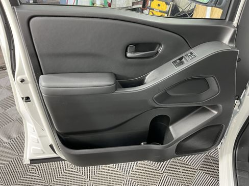 Used 2022 Nissan Frontier S w/ Technology Package AWD/4WD image 15