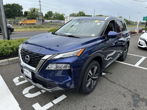 Certified 2023 Nissan Rogue SL AWD/4WD image 11