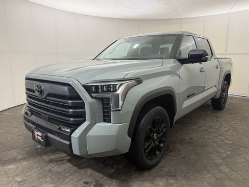 Used 2025 Toyota Tundra SR5 AWD/4WD image 3