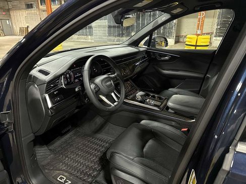 Used 2025 Audi Q7 3.0T Prestige w/ Prestige Package image 32