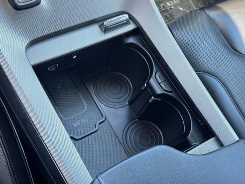 Used 2022 Hyundai Palisade Limited w/ Cargo Package image 34