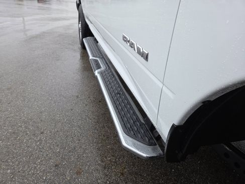 Used 2022 RAM 2500 Big Horn image 8