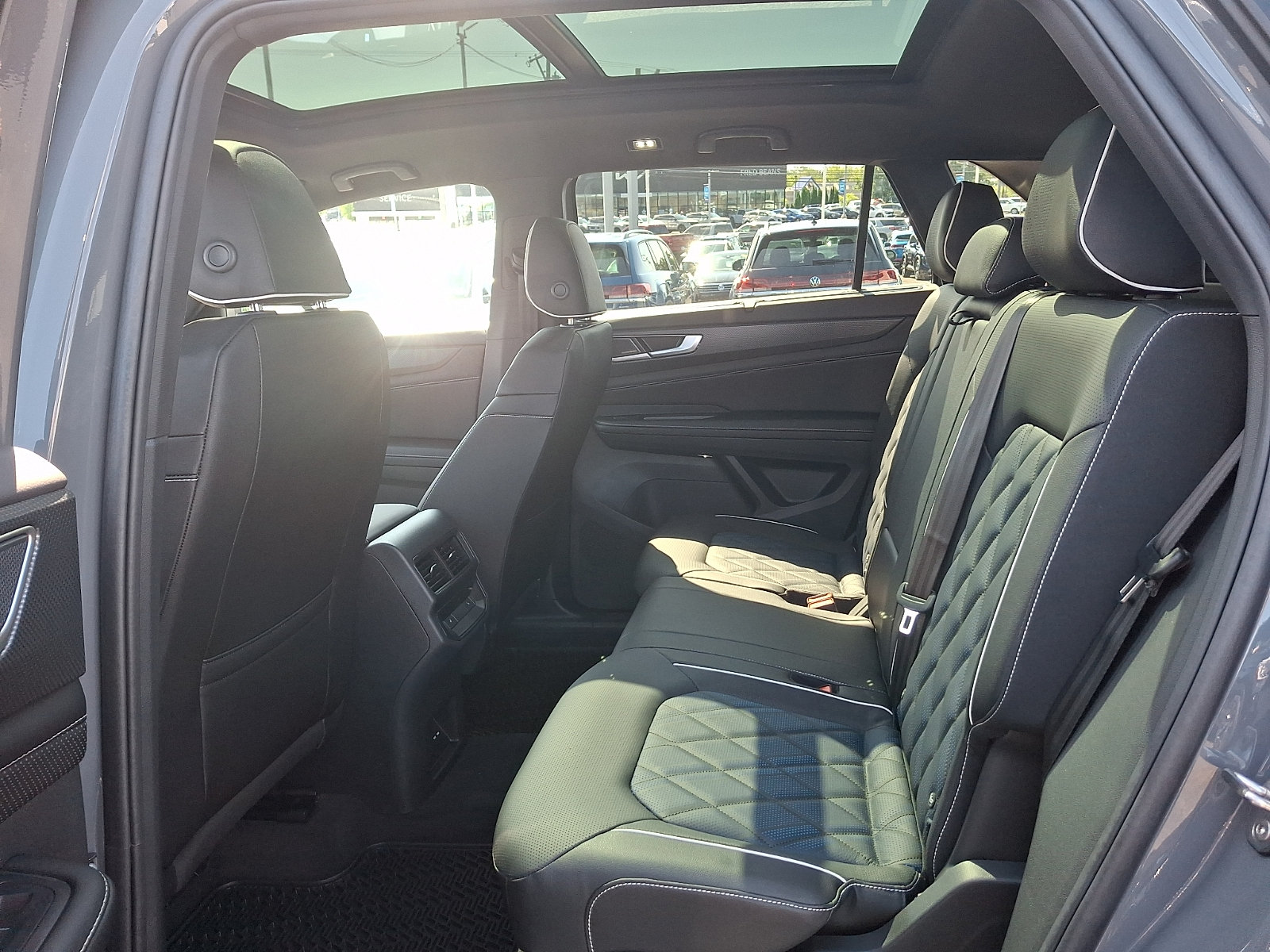 New 2026 Volkswagen Atlas Cross Sport SEL Premium R-Line AWD/4WD image 5