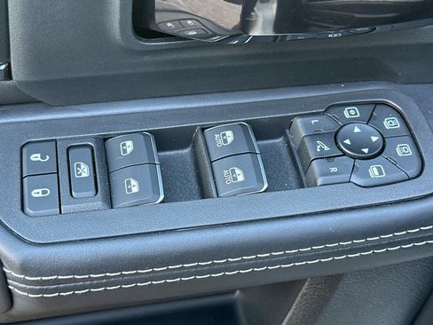 Used 2025 RAM 2500 Rebel w/ Rebel Level 2 Equipment Group image 11