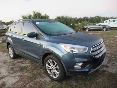 Used 2018 Ford Escape SE w/ SE Sync 3 Package