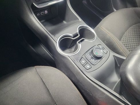 Used 2021 GMC Terrain SLE w/ Driver Convenience Package image 26