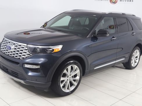 Used 2022 Ford Explorer Platinum w/ Equipment Group 601A AWD/4WD image 24