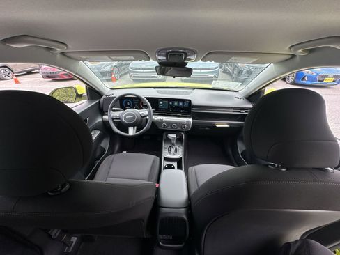 New 2026 Hyundai Kona SE image 11