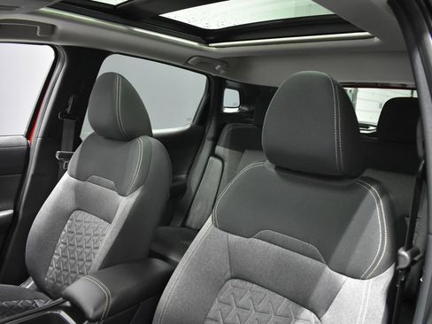 Certified 2025 Nissan Kicks SV w/ SV Premium Package image 16