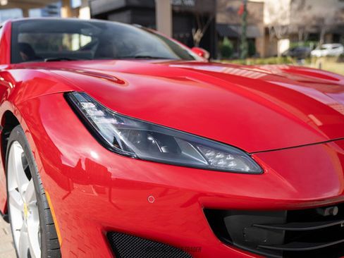 Used 2019 Ferrari Portofino image 66
