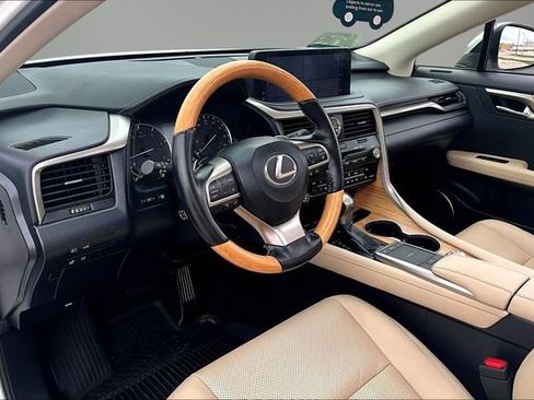 Used 2022 Lexus RX 350L Premium w/ Premium Package AWD/4WD image 16