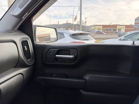 Used 2022 Chevrolet Silverado 1500 Custom Trail Boss w/ LPO, Dark Essentials Package image 24