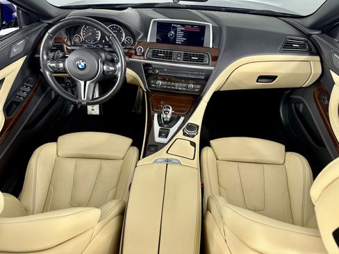 Used 2015 BMW M6 Convertible image 18
