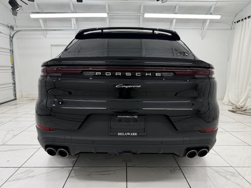 Certified 2026 Porsche Cayenne Coupe AWD/4WD image 13