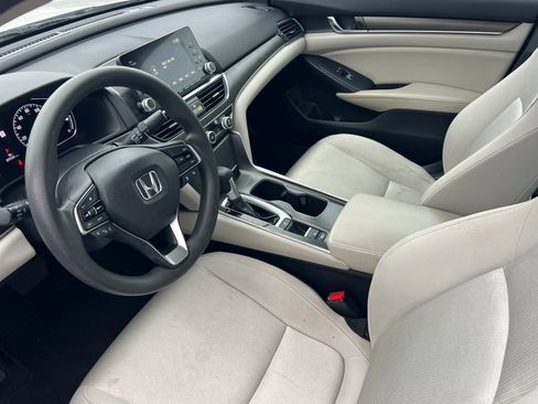 Used 2018 Honda Accord LX image 7