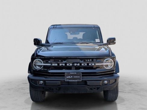 Used 2022 Ford Bronco Outer Banks AWD/4WD image 3