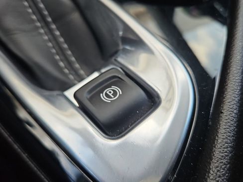 Used 2020 Buick Encore GX Preferred w/ Cold Weather Comfort Package image 27