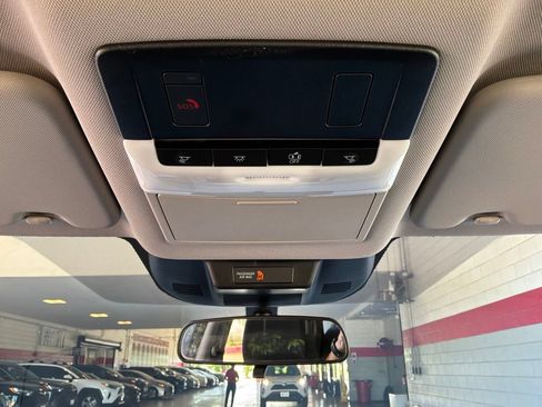 Used 2026 Nissan Rogue SV FWD image 16